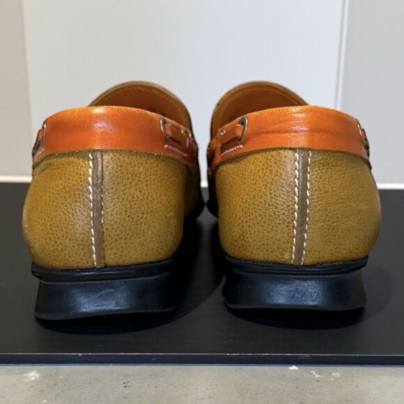 Cole Haan Orange/Tan Pebbled Leather Tasseled Driving Loafer womans sz 6B - Picture 3 of 6